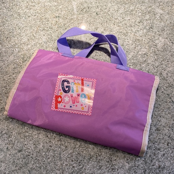 Zip & Velcro Organizer! - Picture 2 of 8